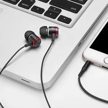 Športové Slúchadlá Nepremokavé Sweatproof Káblové Slúchadlá Kovové Subwoofer Headset Vodič Ovládať zátkové chrániče sluchu pre Xiao Samsung Huawei