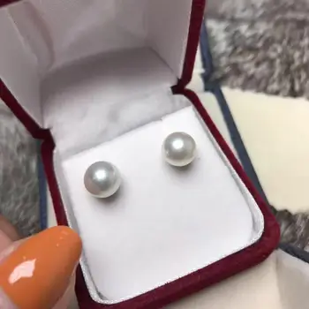 Nádherný pár 9-10 mm south sea white pearl náušnice 18k
